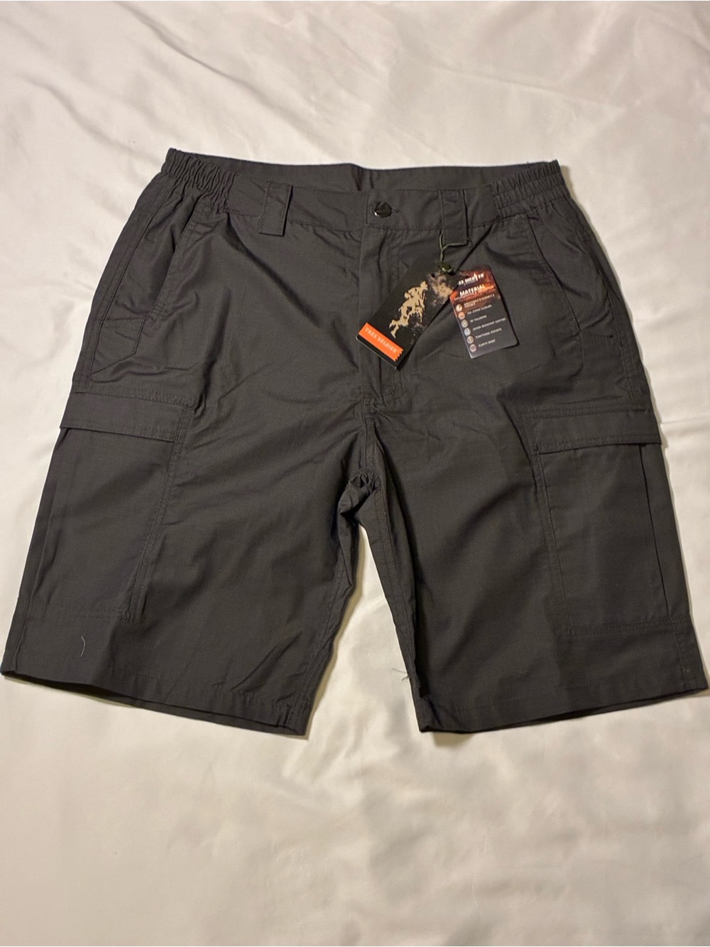 Men's Free Soldier Black Cargo Shorts with Elastic Waistband - Tactical Utility